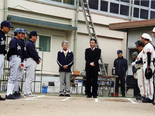 ソフトボール協和会（リーグ）の開会式で挨拶